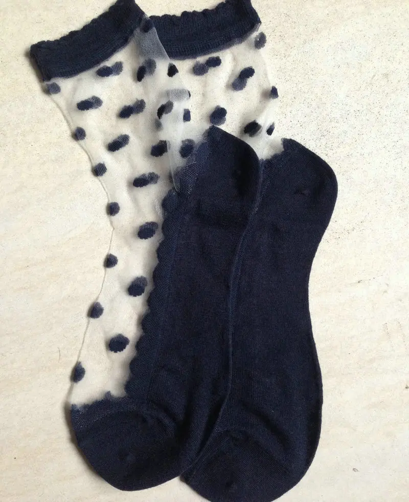 Fashion-Elegant-Women-Ladies-nice-Ultrathin-Transparent-Crystal-Lace-Elastic-Short-Socks-Newest (1)