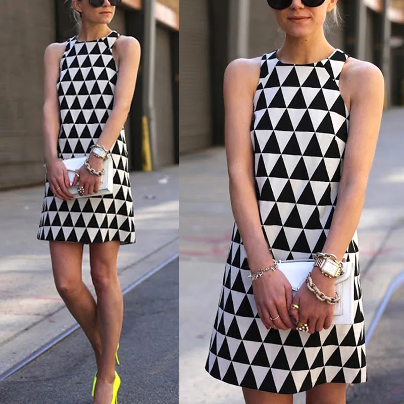 

Women Geometrical Print Dress Round Neck Sleeveless Slim Fit Pullover Dress for Summer GDD99