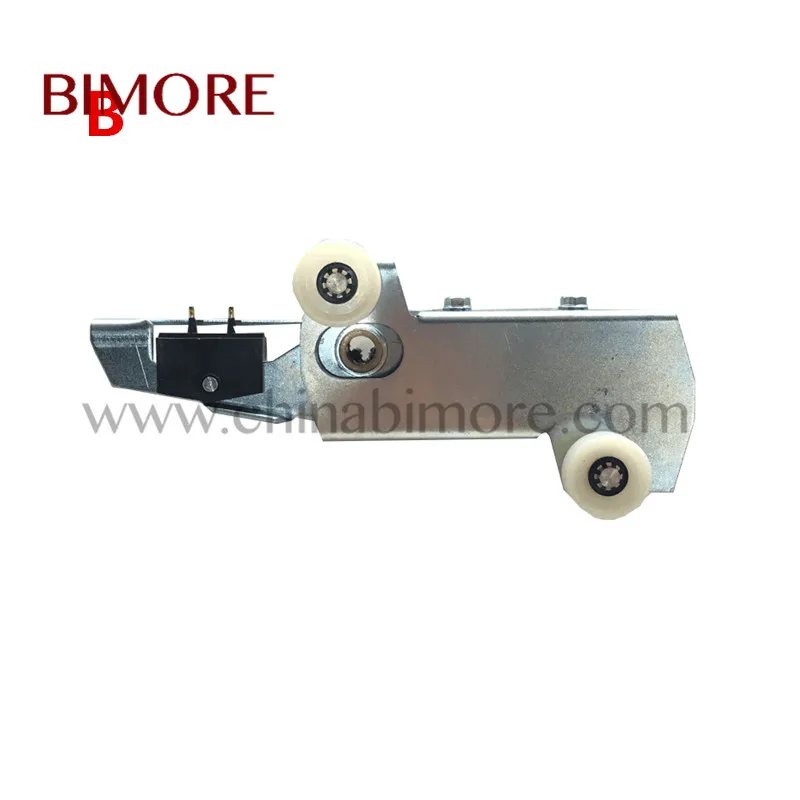 Elevator Door Hook Lock for Fermator Thyssen K200 K300 (1)_