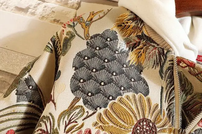 Spring hotsale Japanese Embroidery Men's Jacket Coat Hip Hop Streetwear 5XL Jacket Coat Bomber Jacket 2019 Autumn New clothing