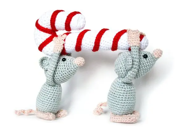 Вязаные игрушки амигуруми рождественские мыши Номер модели 0944