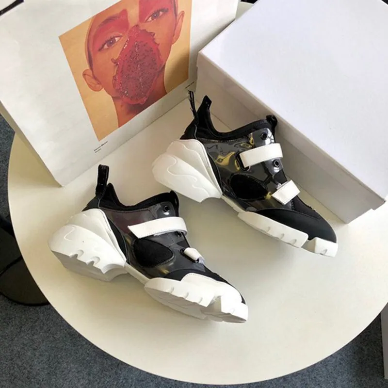 

Leather Patchwork Flowers Print Women Chunky Sneakers Luxury Brand Summer Casual Sports Shoes New Fashion LaceUp Runway Sneakers