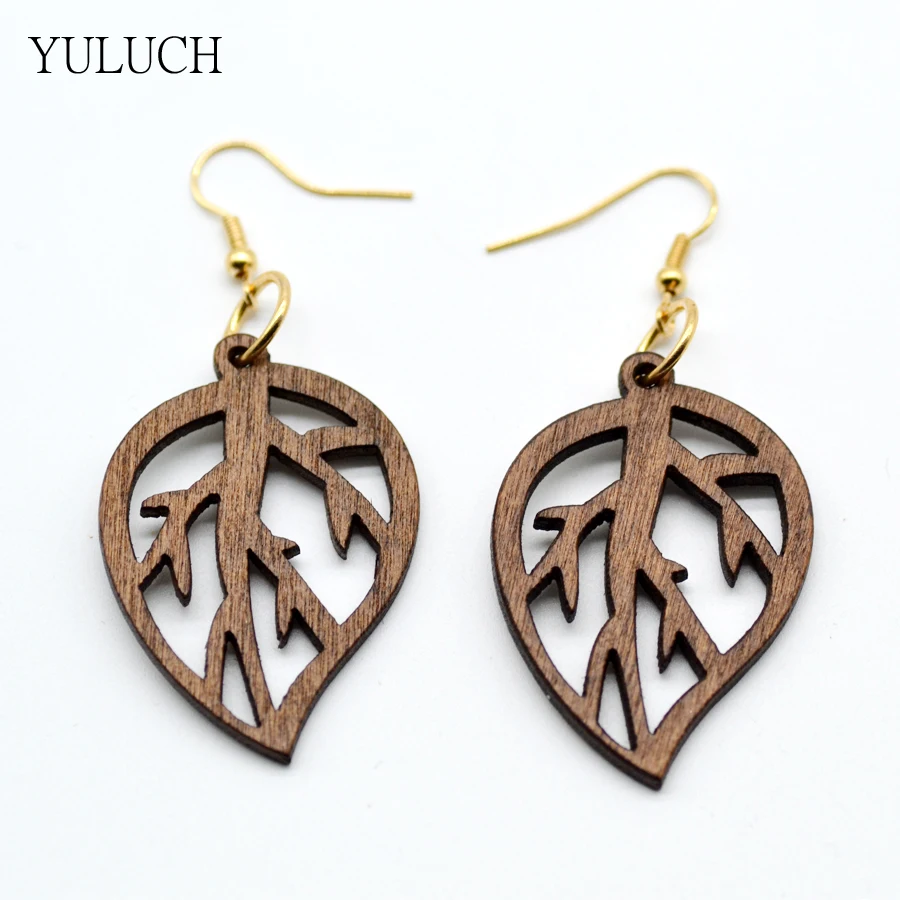 

Good Quality Woman Earrings African Wood Earrings Jewelry 2017 New Design Pattern Leaf Girls Personality Hollow Latest 1 Pair
