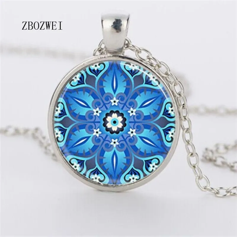 

2018 Fashion Mandala Flowers Glass Pendant Necklace Fashion Women and Men Necklace
