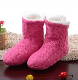 Теплые плюшевые зимние домашние тапочки; милая домашняя обувь; носки-тапочки; домашние тапочки; зимние теплые мягкие тапочки на плоской подошве; ST-35A - Цвет: Красный