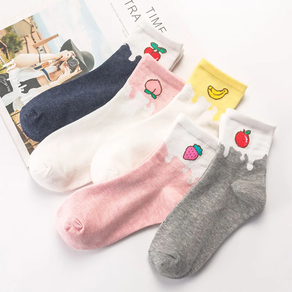 

Women's Cartoon Fruit Embroidery Peach Strawberry Apple Watermelon Banana Pattern Cute Art Socks Korean Harajuku Funny