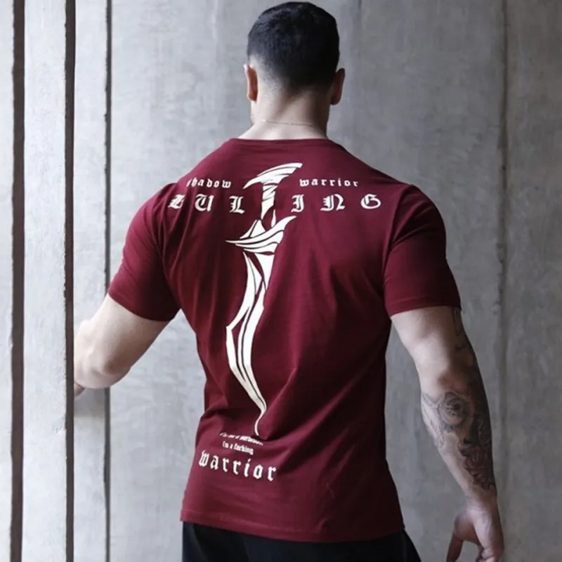 Новая летняя спортивная футболка большого типа, брендовая футболка, мужская рубашка для бодибилдинга, фитнеса, быстросохнущая футболка с коротким рукавом для бега