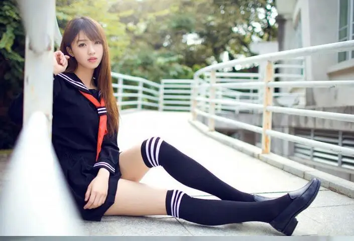 Schoolgirl Gallery