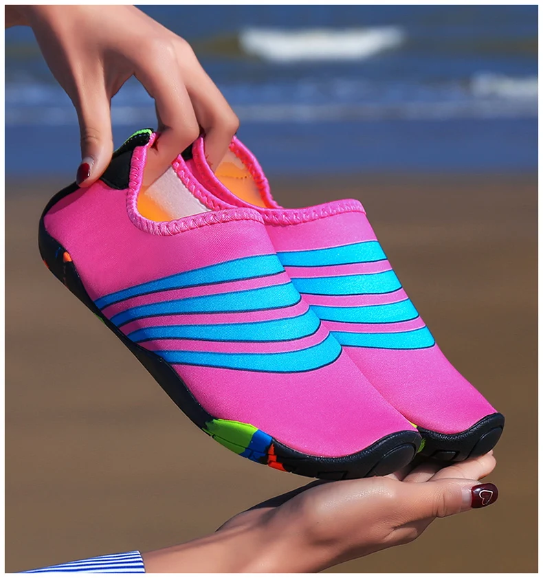 Clorts Summer Beach Shoes Water Shoes Men Mesh Lightweight Aqua Shoes (41)