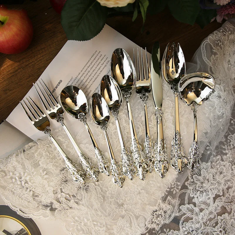 

Luxury Western Silverware Cutlery Dinnerware Set Flatware Steak Knife Fork Spoon Food Dinner Tableware Restaurant Kitchen Tool