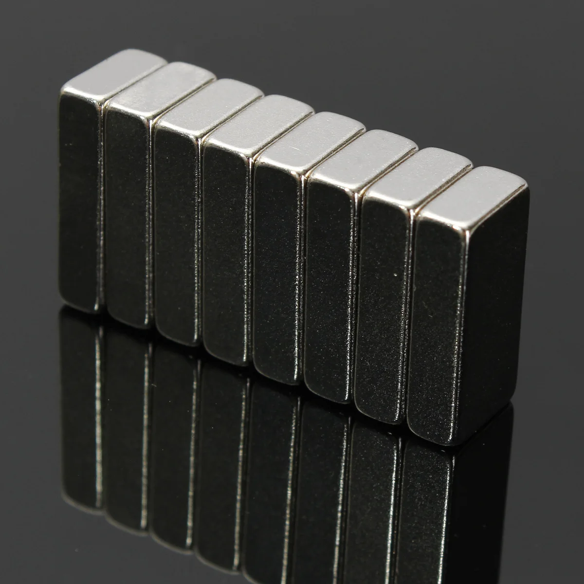 

8pcs Super Strong N52 Neodymium Rare Earth Magnets Block Cuboid 20x10x5mm For Power Tools