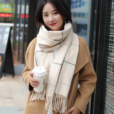 Модный вязаный осенне-зимний женский корейский теплый элегантный шарф для женщин и девочек, милый шарф с кисточками, шерстяной шарф, дикая шаль - Цвет: Бежевый