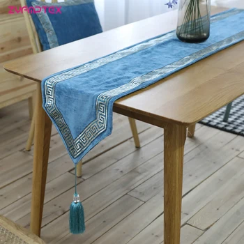 

ZYFMPTEX 2018 High-Grade Flannel Fabric Fringe Table Runners European Style Embroidered Lace Decoration Table Runner Free Ship