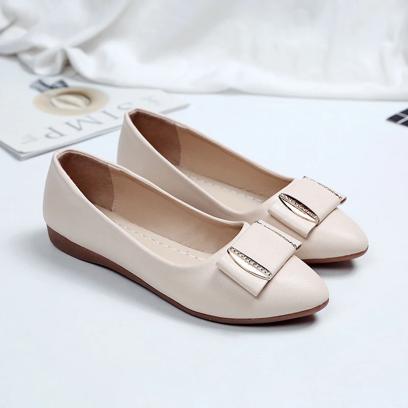 

New Women Shoes Woman Flats Slip on Casual Shoes Female Loafers Soft Bottom Plus Size Pointed Toe Shallow Bow Knot Ladies Shoes