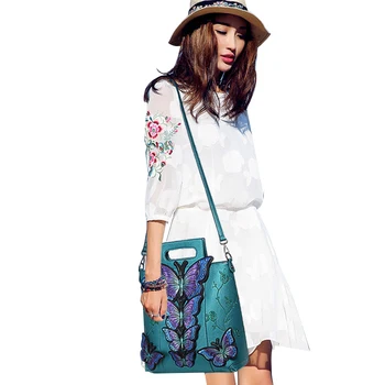 

New Female Handbag Crossbody Bag Large Package National Butterfly Embroidery Handbag Painted Shoulder Diagonal Drop Shipping