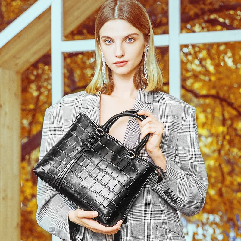 Occasionnel Alligator Femelle Black poignée Qualité Main Cuir Véritable tout À Haut Bandoulière 2017 Sac Fahshion brown burgundy En Sacs De Femmes Fourre Haute Nouvelle 1P6ZnTqq