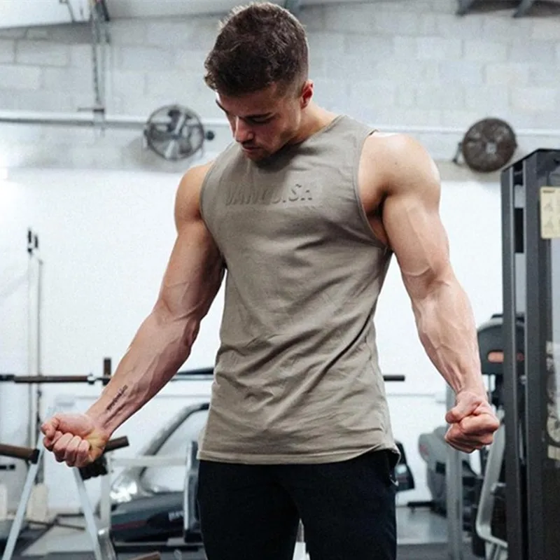 

YEMEKE Gyms 2019 Summer Fitness Men Tank Top Mens Bodybuilding Stringers Tank Tops Singlet Brand Clothing men Sleeveless Shirt