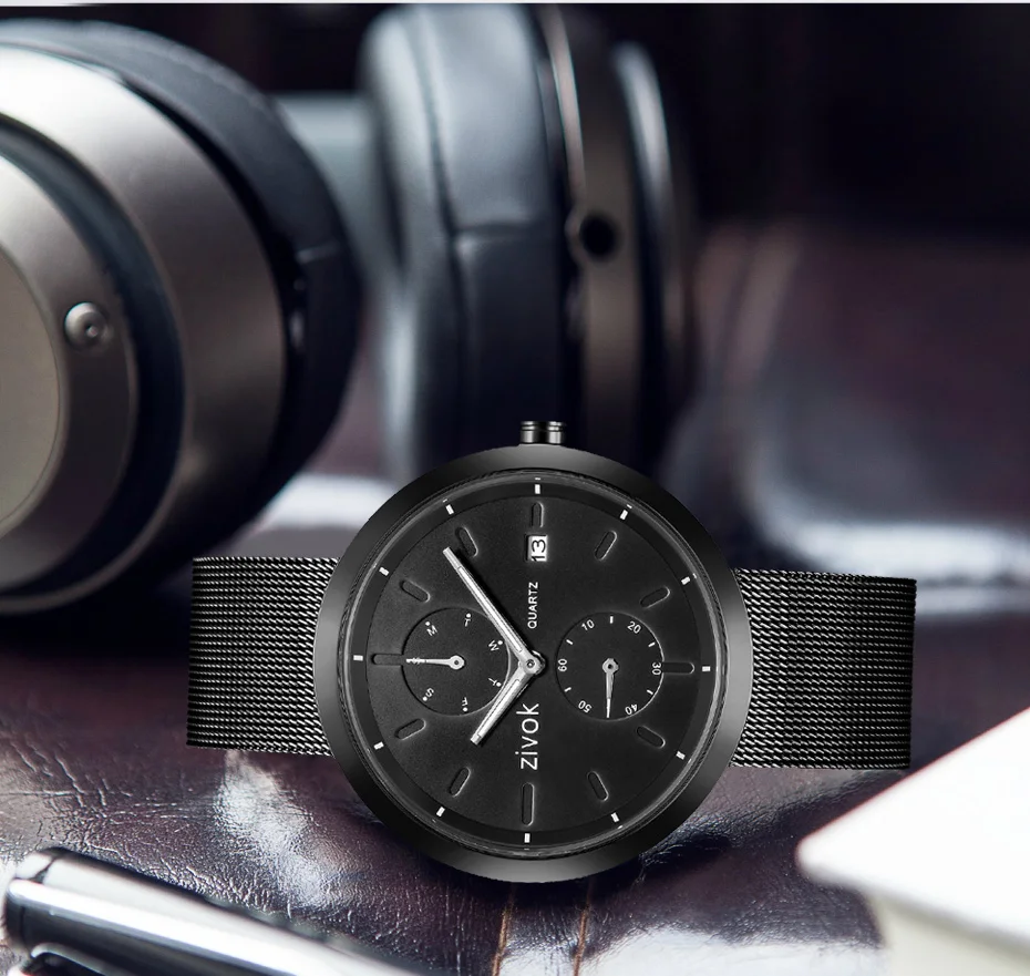 men watch (2)