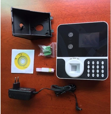 

TCP/IP Entry Biometric Attendance Machine With Long Time Recording Camera