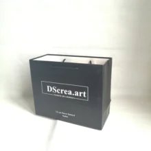 500 шт./партия 25Hx30x13 см логотип Черная бумажная хозяйственная сумка с хлопковой ручкой Роскошный шоппер сумка для бутиков подарок