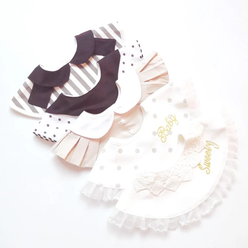 

Japanese Style Baby Round Cotton Bib Princess Lace Saliva Towel Fake Collar embroidery Pleated Burp Cloths Infant Baby Care Use
