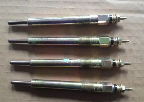 

4 PCS GLOW PLUG 8941401157 FOR ISUZU 4JB1 (141mm M12x1.25 M4)