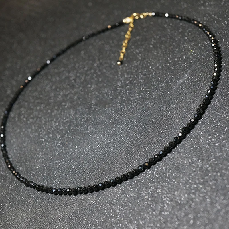 

Fashion Brand Simple Black Beads Short Necklace Female Jewelry Women Choker Necklaces Bijoux Femme Ladies Party Necklace 2019