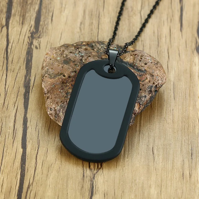 Персонализированные мужские черные Dogtag Цепочки и ожерелья силиконовые Обёрточная бумага военные Нержавеющая сталь Nameplated подарок мужу