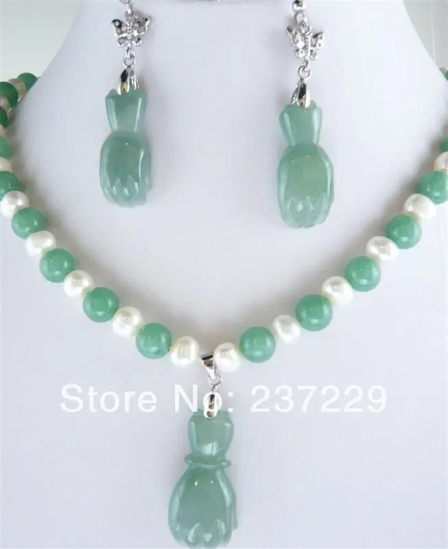 

QW17 Wholesale price FREE SHIPPING aWhite Freshwater Pearl Natural Green Jade Hand Type Pendant Necklace Earring SET