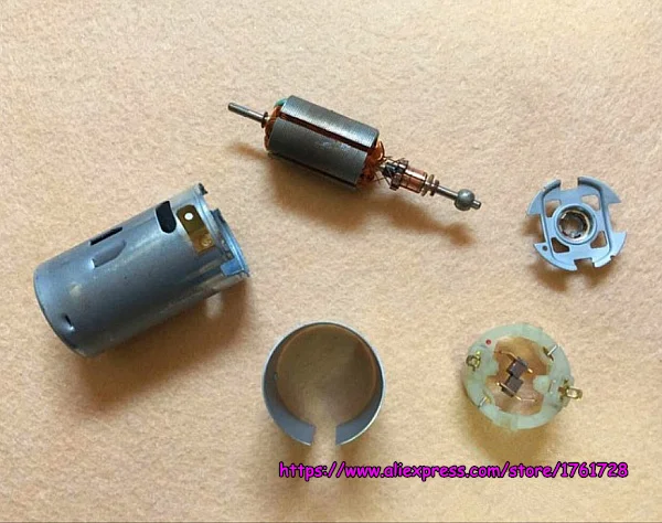 Новый высокоскоростной двигатель Johnson 395 с двойным выходным валом постоянного