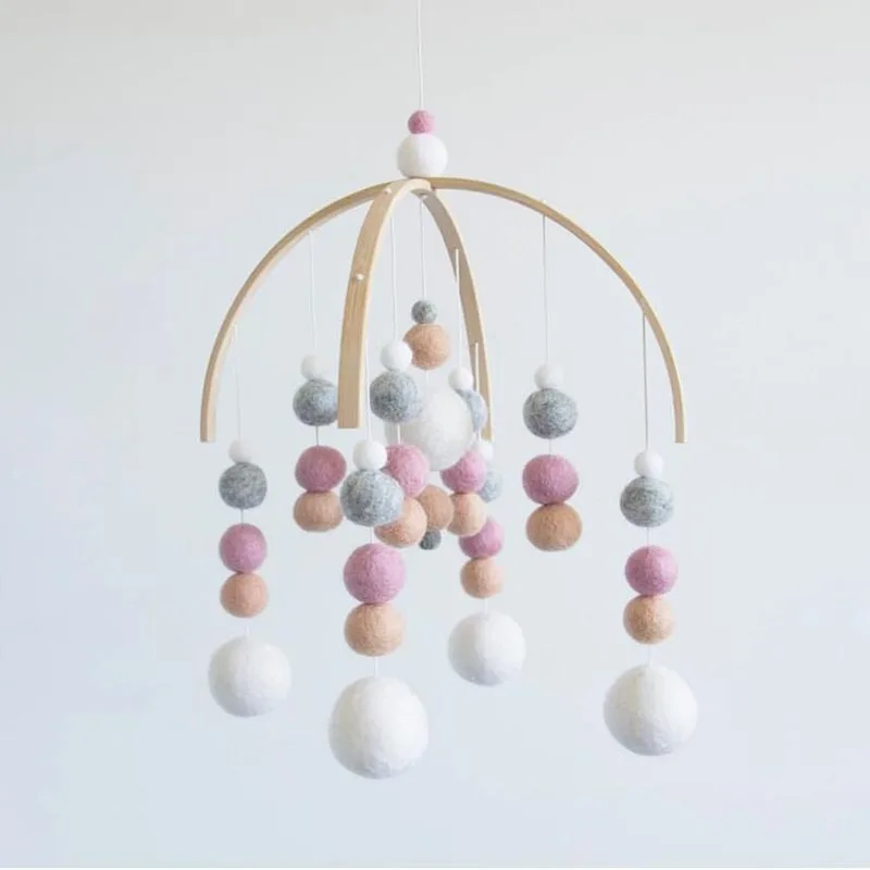 

Felt Outdoor Wind Chimes with Ball Room Decor String Pendant Home Decoration Crafts Photography Props