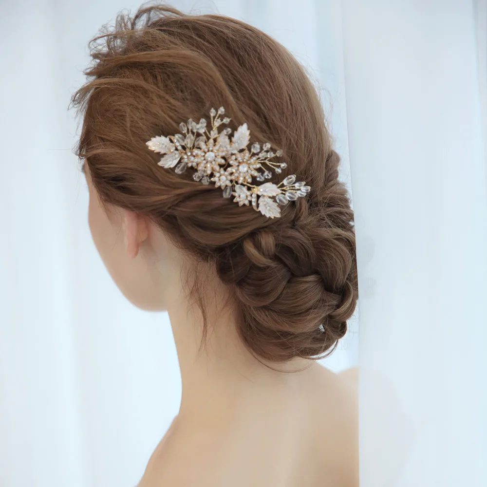 Crystal Beaded Wedding Hair Comb Rhinestone Flower And Leaves Bridal Headpiece New Hair Jewelry For Brides 2018 (1)