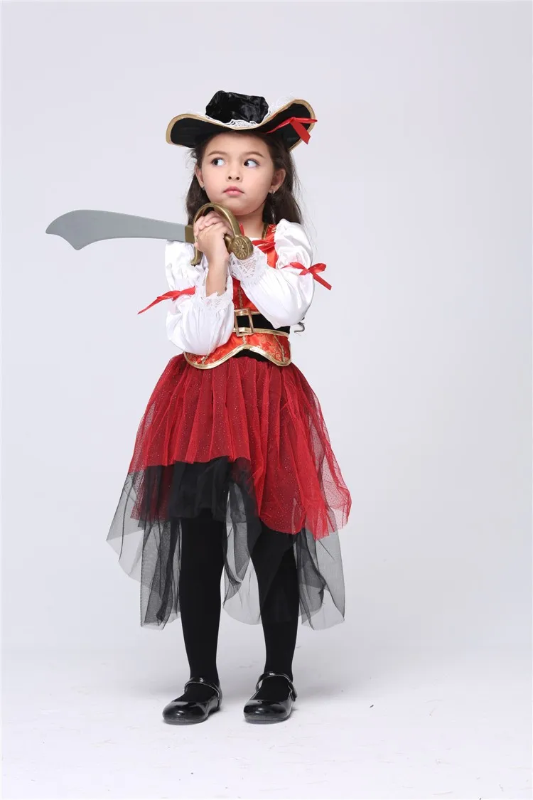 костюм маленькой разбойницы для девочки. разбойница из снежной королевы костюм. костюм разбойницы из сказки снежная королев. костюм лесной разбойницы. костюм маленькой разбойницы из снежной королевы.