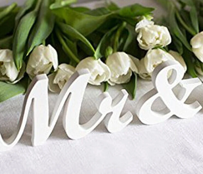 Wooden MR & MRS Wedding Signs For Sweetheart Love Wedding Sign Table Numbers Letters Decorations Marriage Accessories