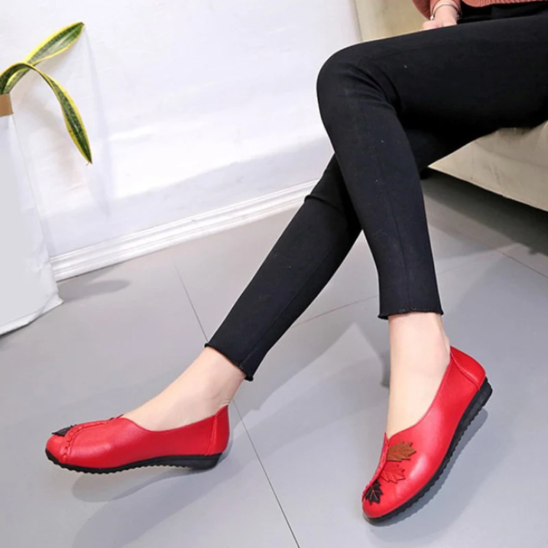 MCCKLE/Модные женские мягкие туфли на плоской подошве без шнуровки; лоферы с аппликацией; балетки на платформе; удобная обувь с закрытым носком; повседневная женская обувь