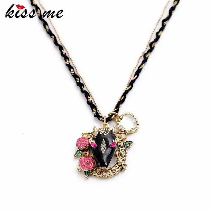 

Black Rope Chain Red Flowers Pendant Necklace Bijoux Mujer KISS ME Fashion Necklaces for Women