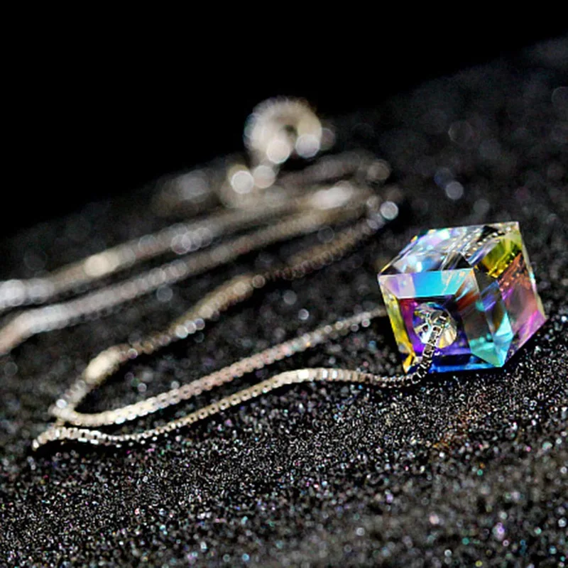 

New Mode Style Charming Woman Silver Color Plated Necklace Colorful Square Crystal Aurora Sugar Clavicle Chain Choker Cool Gift