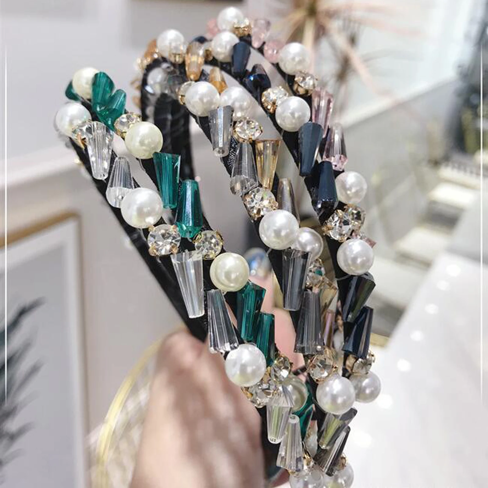 Fashion Fresh Style Hairband Women Summer Hair Accessories Girls Pearls Shiny Rhinestone Headdress Adult All-match Clothing