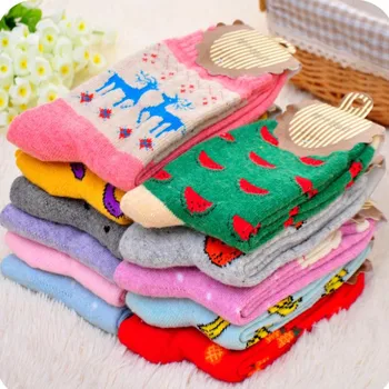 

women's socks 2017 New HOT High Quality Women Cotton printed sock Short Girl winter socks Thin woolen socks For Ladies A385