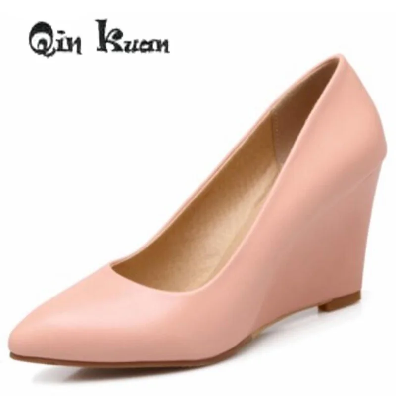 

Qin Kuan Plus Size 33-43 Fashion Sexy Pointed Toe Wedge Platform Daily Pumps Shoes Women Spring Pu Leather Stilettos QKP0165A