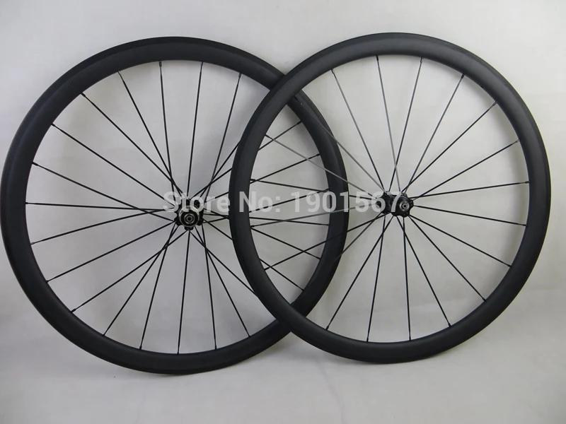Clearance 700C 38mm clincher Hub Novatec 271/372 bike carbon road bicycle wheels carbon wheelset 1 Clearance 700C 38mm clincher Hub Novatec 271/372 bike carbon road bicycle wheels carbon wheelset 1