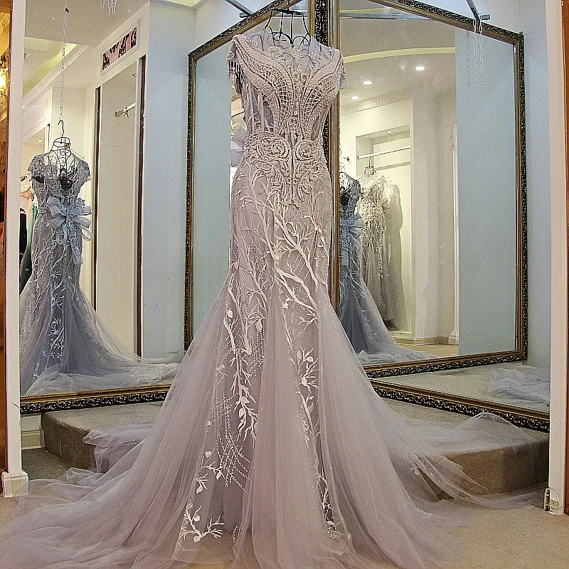 

Luxury Gray Long Evening Dresses Cap Sleeves Beaded Sweep Train Women Formal Party Prom Gowns 2019 New Vestido De Festa Longo