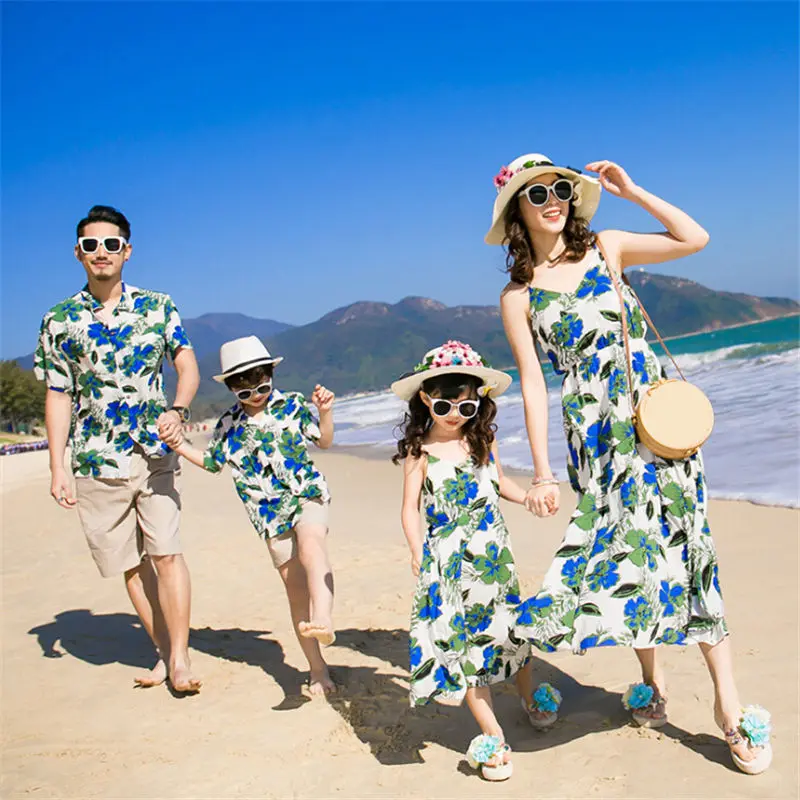 Семейные комплекты в гавайском стиле; летнее платье для мамы и дочки с цветочным принтом; рубашки для сына; семейная одежда