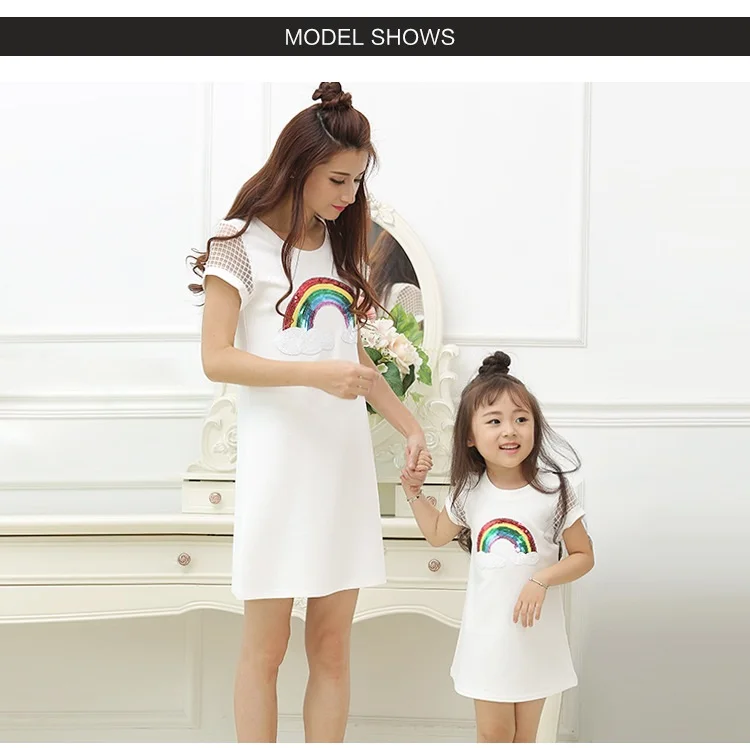 Радужные платья с блестками для мамы и дочки; одежда для мамы и дочки; одинаковые комплекты для семьи; платье для мамы и дочки; одежда