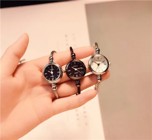 Ulzzang элегантный Для женщин небольшой браслет часы Нержавеющая сталь дамы кварцевые наручные часы модные римские циферблат ретро женский