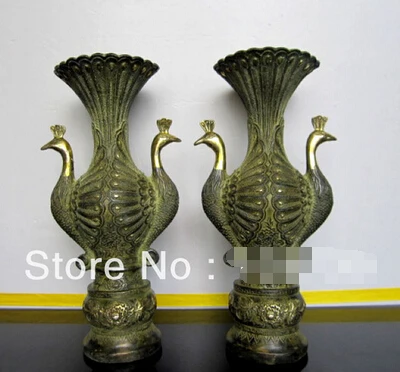 

0 A pair China antique Bronze Peacock statues Vases