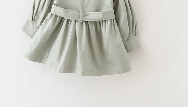 Демисезонный куртка для маленьких девочек с длинными рукавами ветровка с поясом для девочек Детская верхняя одежда детский Тренч От 1 до 3 лет