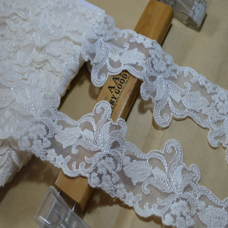 

7cm wide(2yds/lot)white shiny silk floral Fabric Flower Venise Venice Lace Trim Applique Sewing Craft 201721819