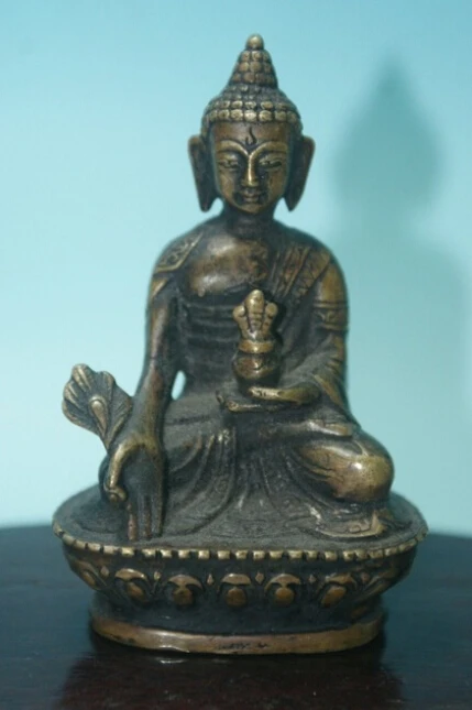 

China Old Tibet Tibetan Buddhism tara buddha statue GuanYin Copper Auspicious statue decoration bronze factory outlets