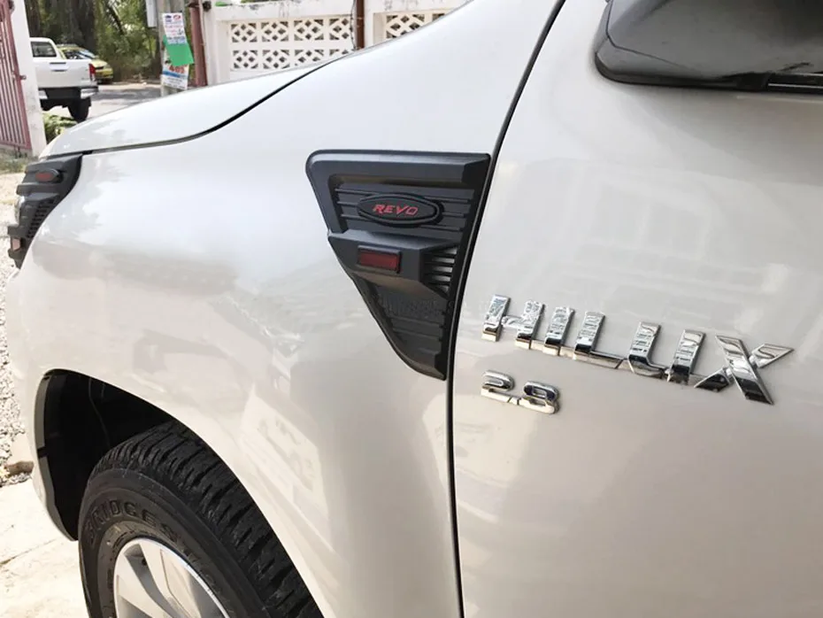 For Toyota Hilux REVO 2016 Side Vent Cover JDM Decoration Hilux REVO 2015-2017 Auto Side Wind Lamp Tuning Car Body Parts Styling 42